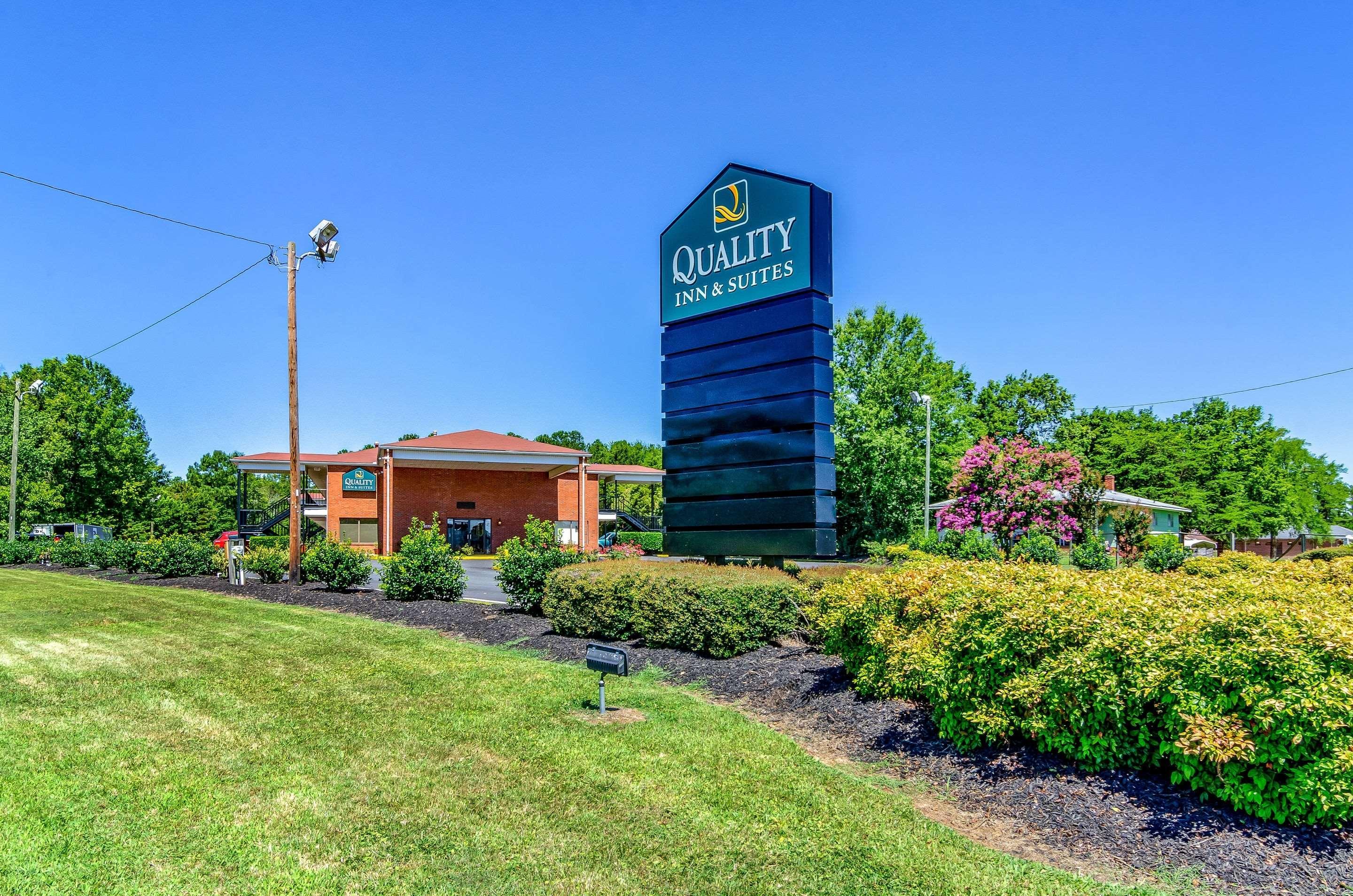 Quality Inn & Suites Creedmor - Butner Creedmoor Eksteriør billede